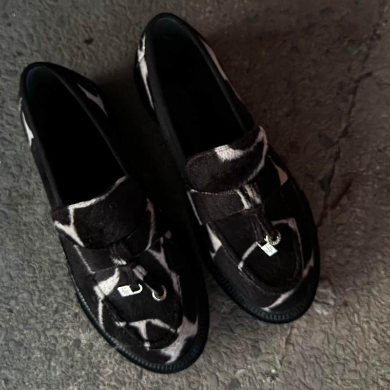 Milka Siyah Oxford Kadın Ayakkabı