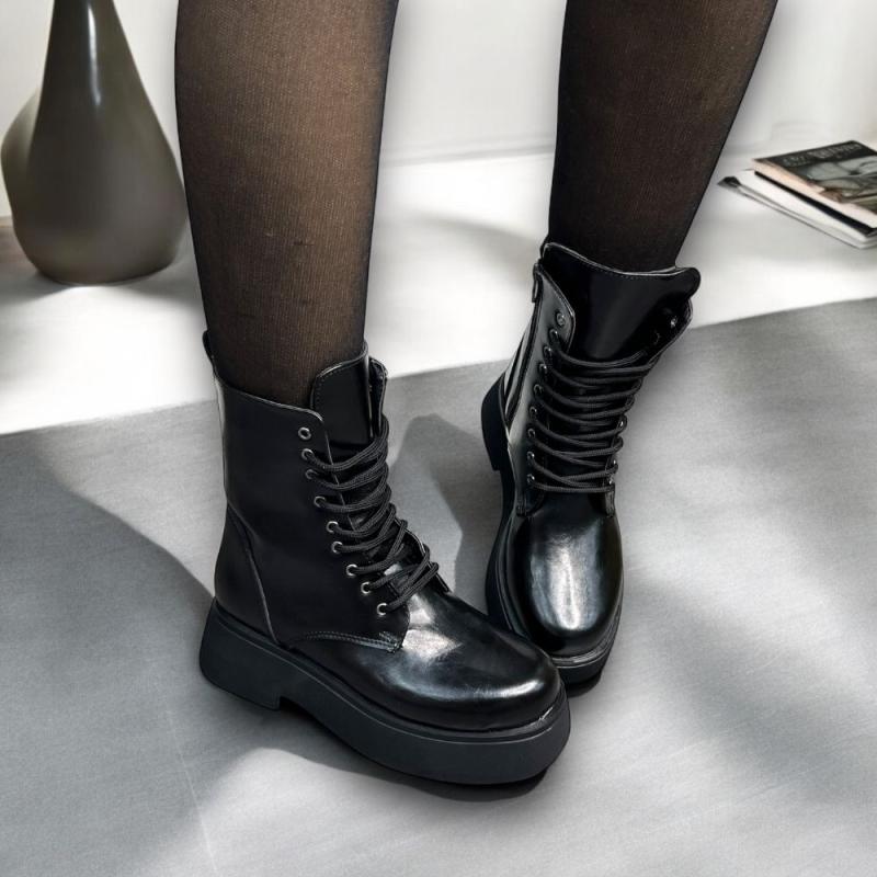 Kadın Bağcıklı Kalın Topuklu Bot- Siyah