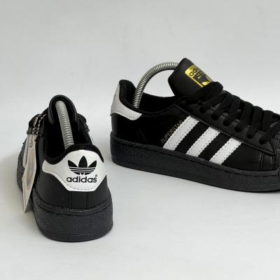 SuperStar Siyah Beyaz