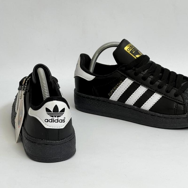 SuperStar Siyah Beyaz