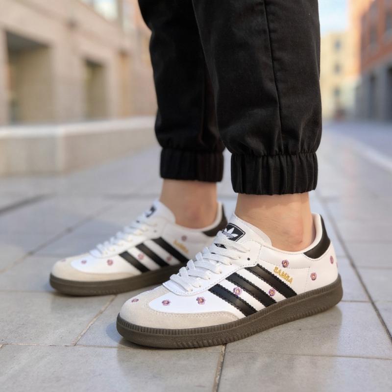 Samba Beyaz Çiçekli