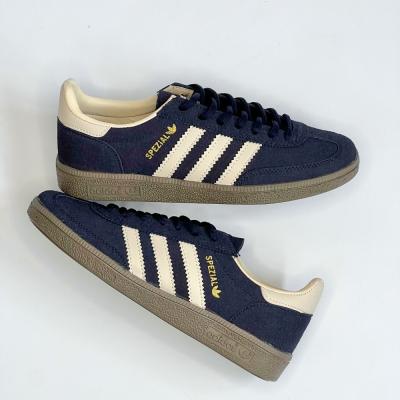 Spezial Lacivert Krem