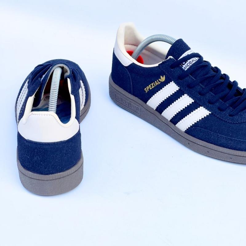 Adidas Spezial