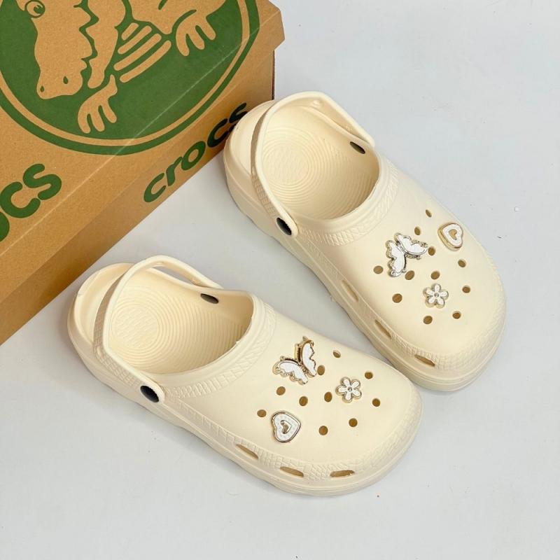 Crocs Tokalı