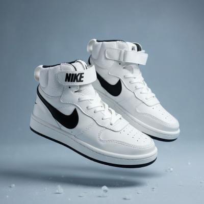 Court Bilekli Beyaz Siyah