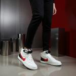 Court Bilekli Beyaz Kırmızı