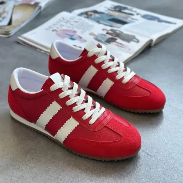 Vega Sneaker