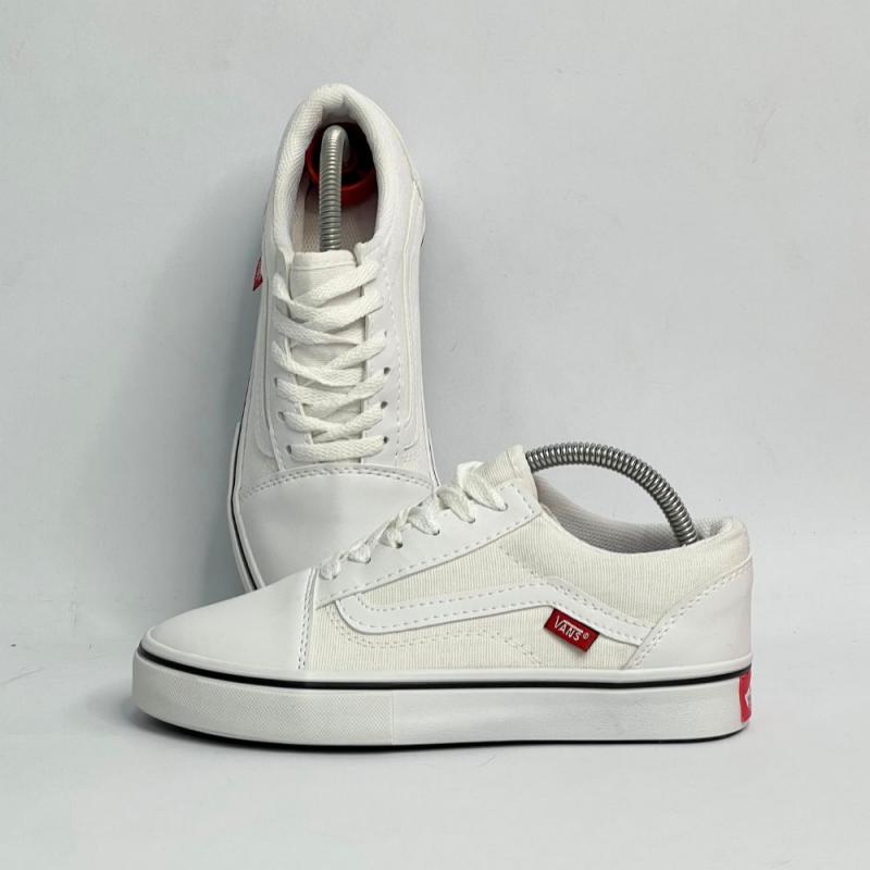 Vans Kısa Beyaz