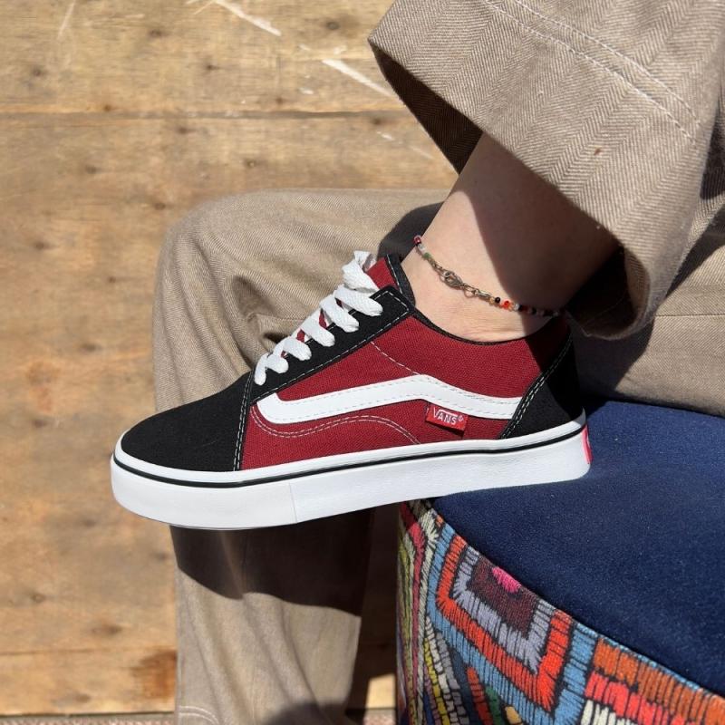 Vans Bordo