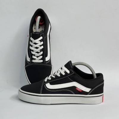 Vans Kısa Siyah Beyaz