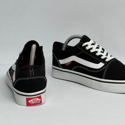 Vans Kısa Siyah Beyaz